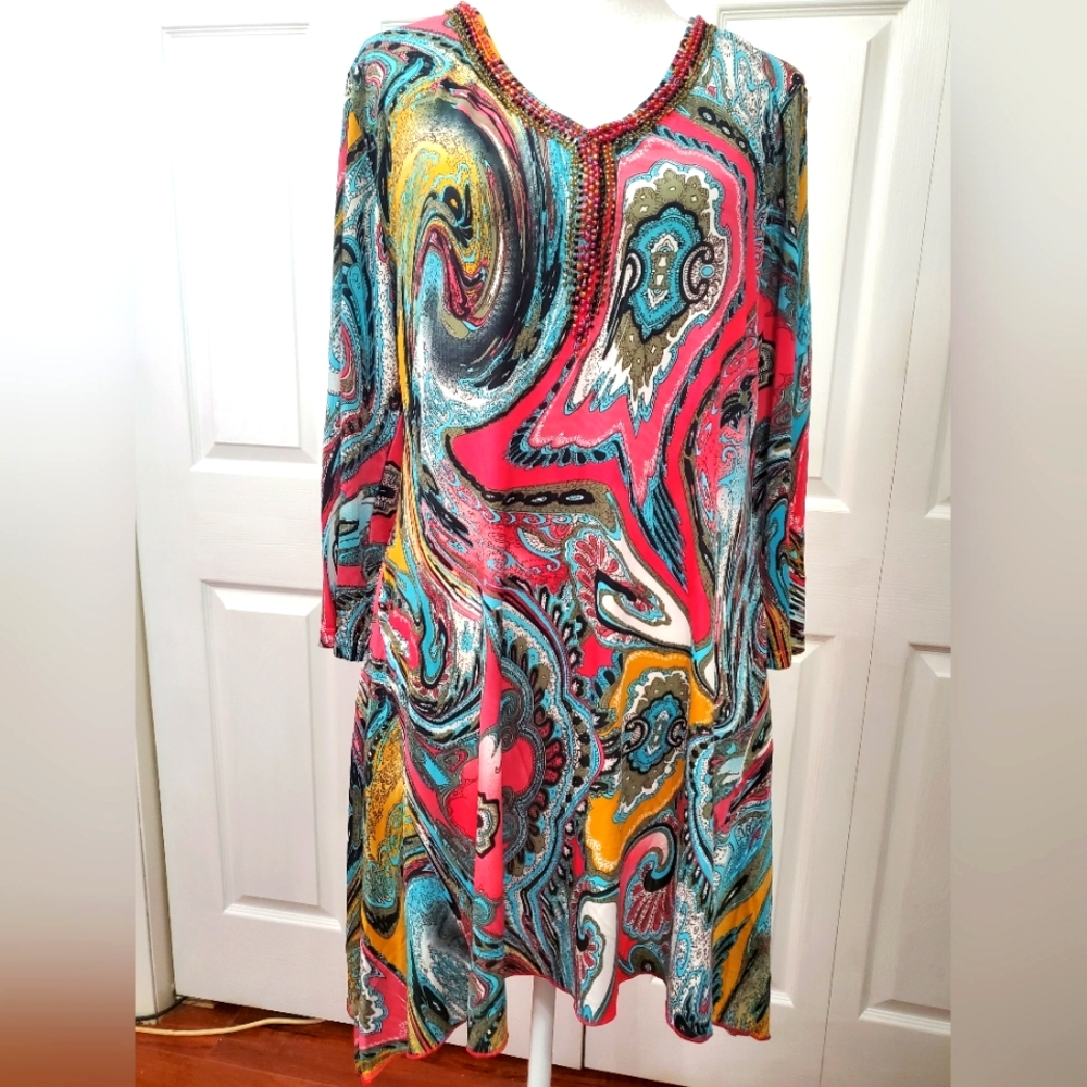 Merchant Colorful long sleeve midlength dress. Size XL